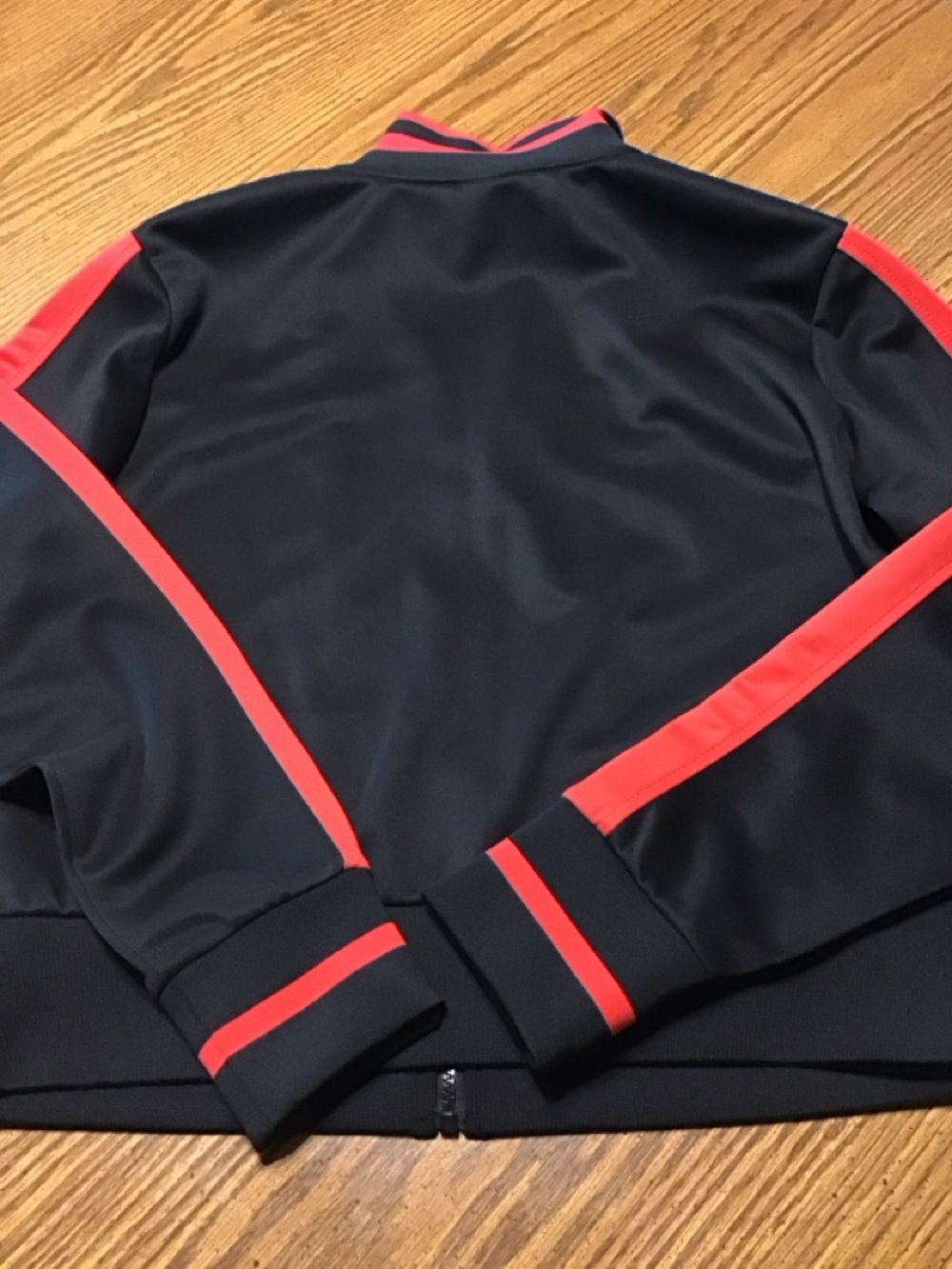 Woman’s new with tag size XLwild fable Black White and Red Two-Piece Skirt Set - Picture 11 of 15